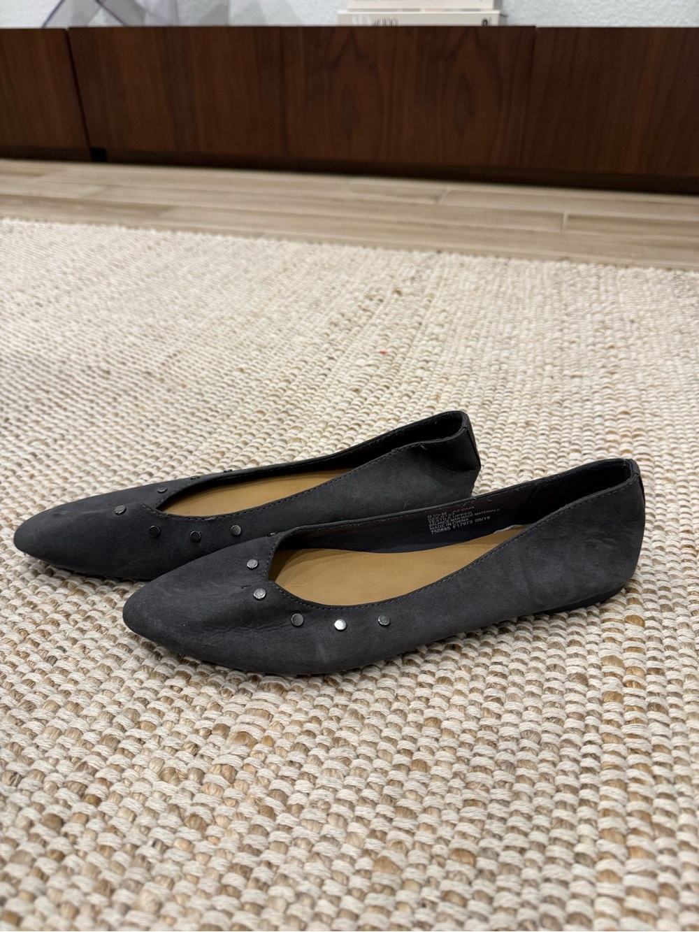 Arizona Jean Co. Caia Studded Pointed Toe Flats - Grey Suede (Size 8.5)